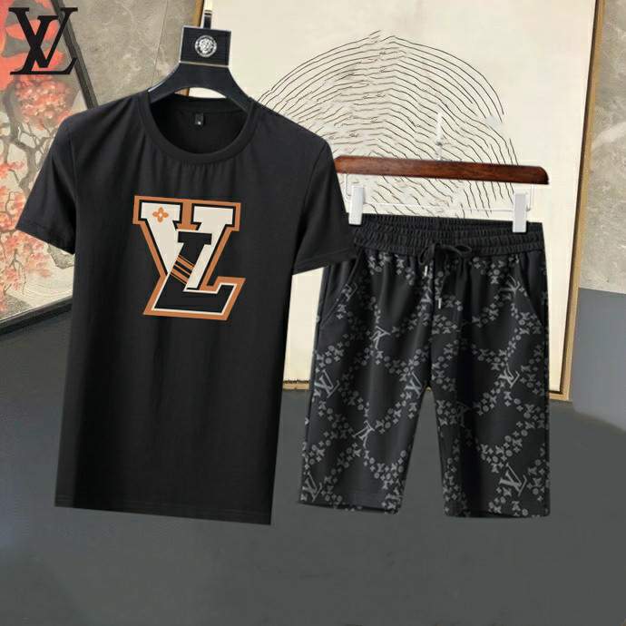 Picture of LV Shirt Pant Suits _SKULVS-3XL25tn2523735
